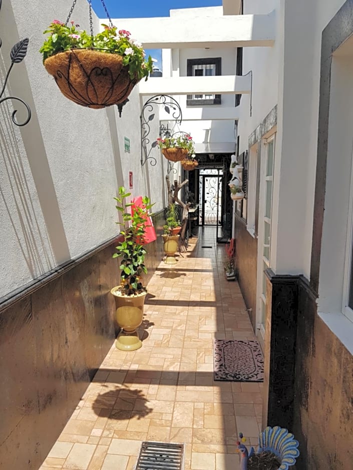 Hotel Tres Sofias