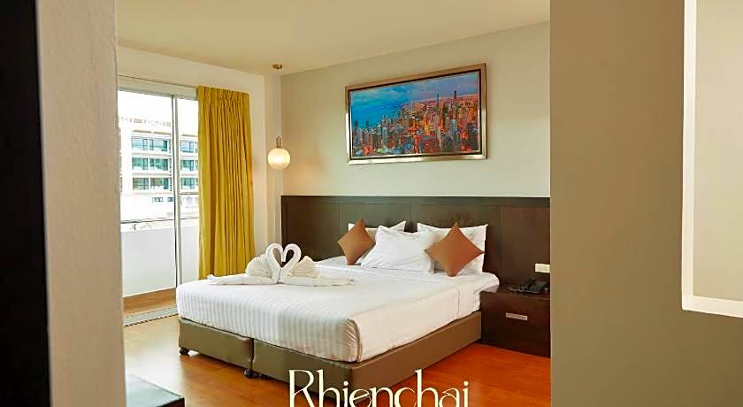 Rhienchai Place Hotel