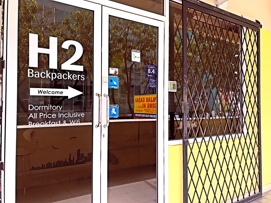 H2 Backpackers