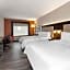 Holiday Inn Express & Suites Jersey City - Holland Tunnel