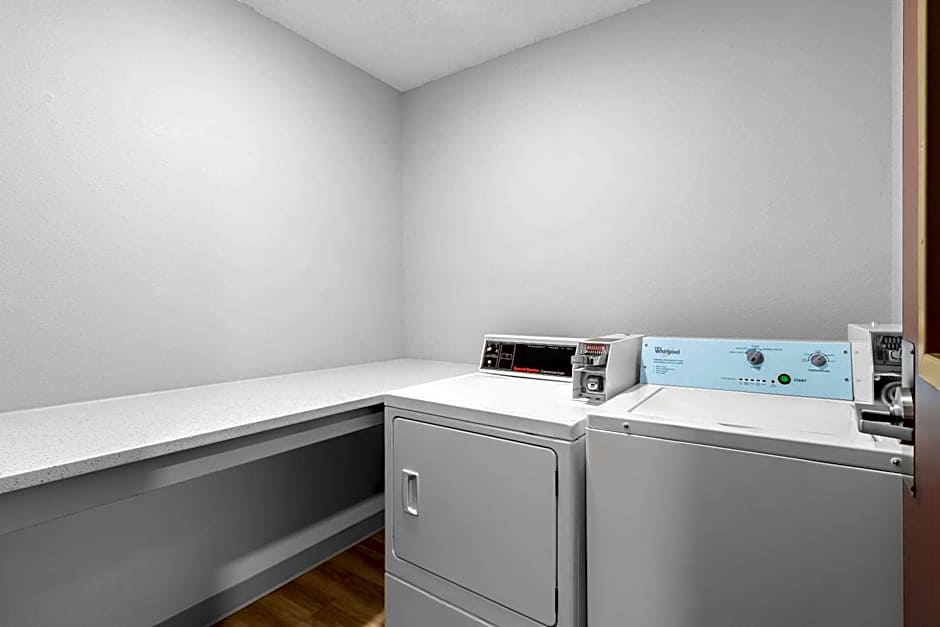Microtel Inn & Suites By Wyndham Tulsa East