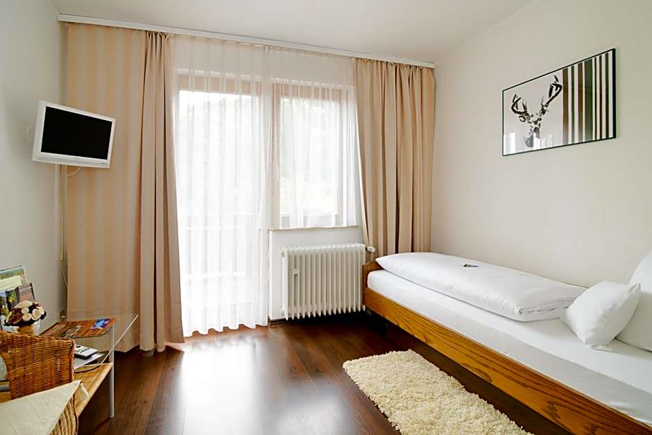 Holzschuhs Schwarzwaldhotel
