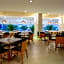 Courtyard By Marriott Santa Marta Resort