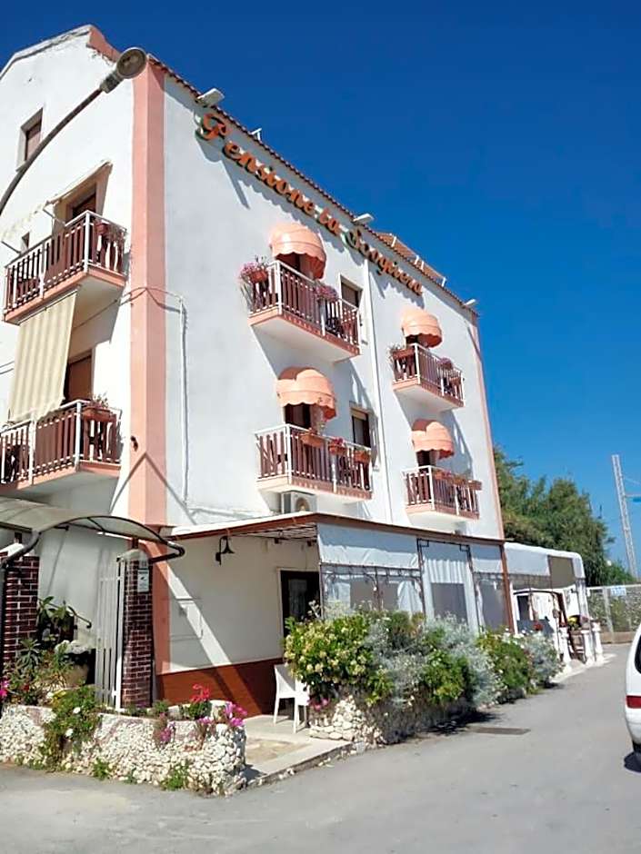 La Scogliera Bed & Breakfast