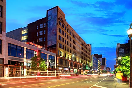 Residence Inn by Marriott Cleveland Downtown