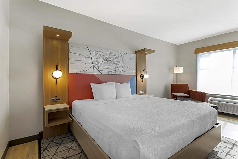 Best Western Plus Rose City Conference Center Inn
