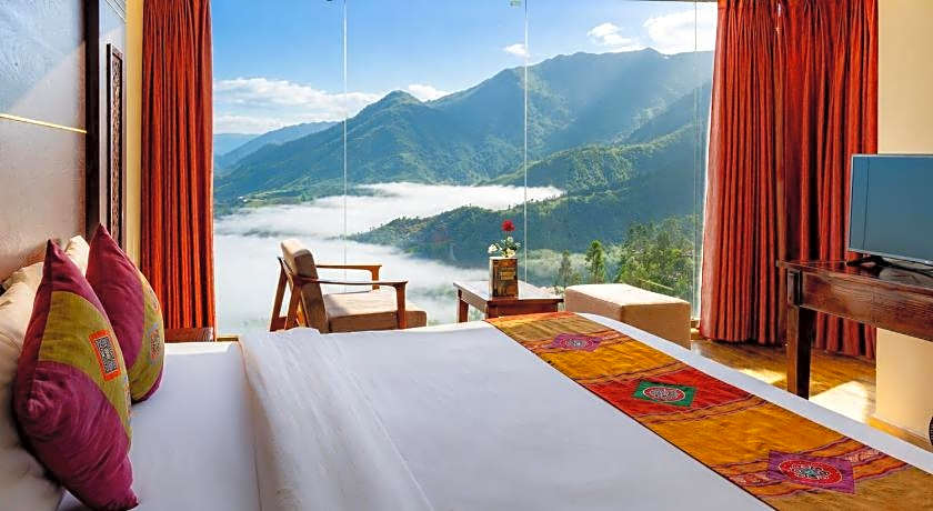 Vista Sapa Hotel