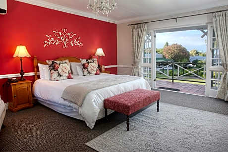 Village Room - Family