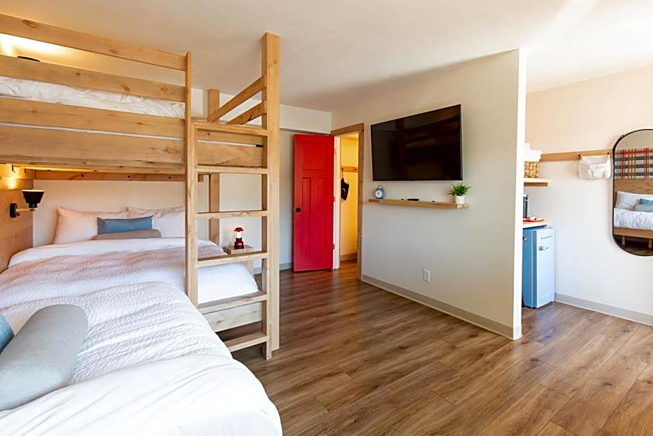 Explorer Rest & Recreation