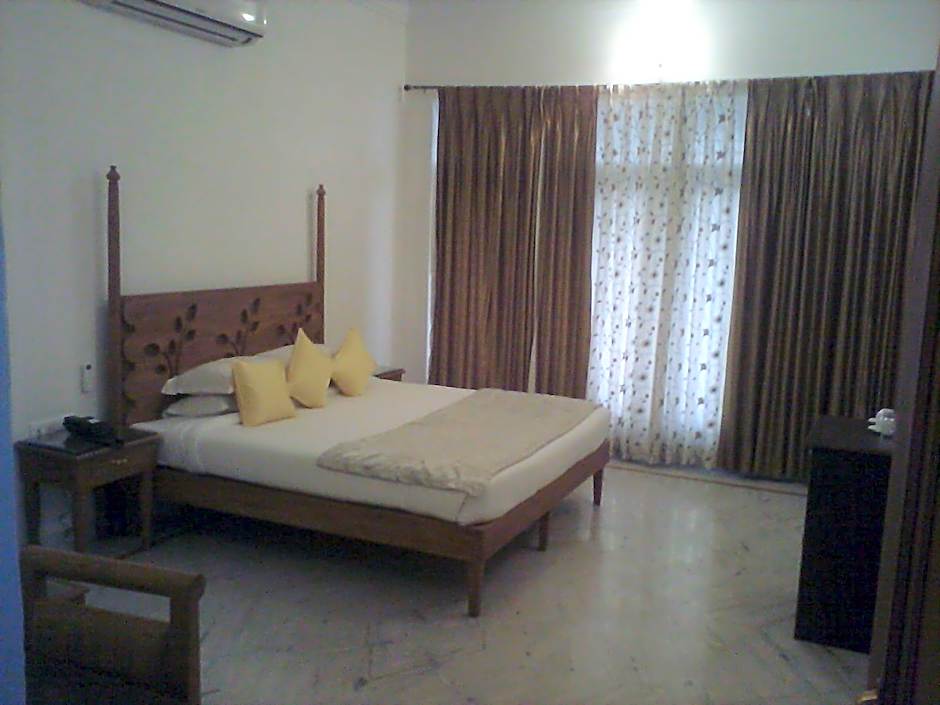 Sterling Jaisinghgarh Udaipur