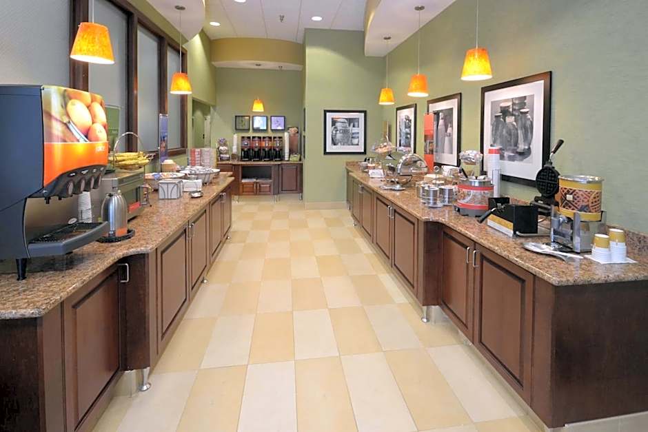 Hampton Inn By Hilton Roxboro