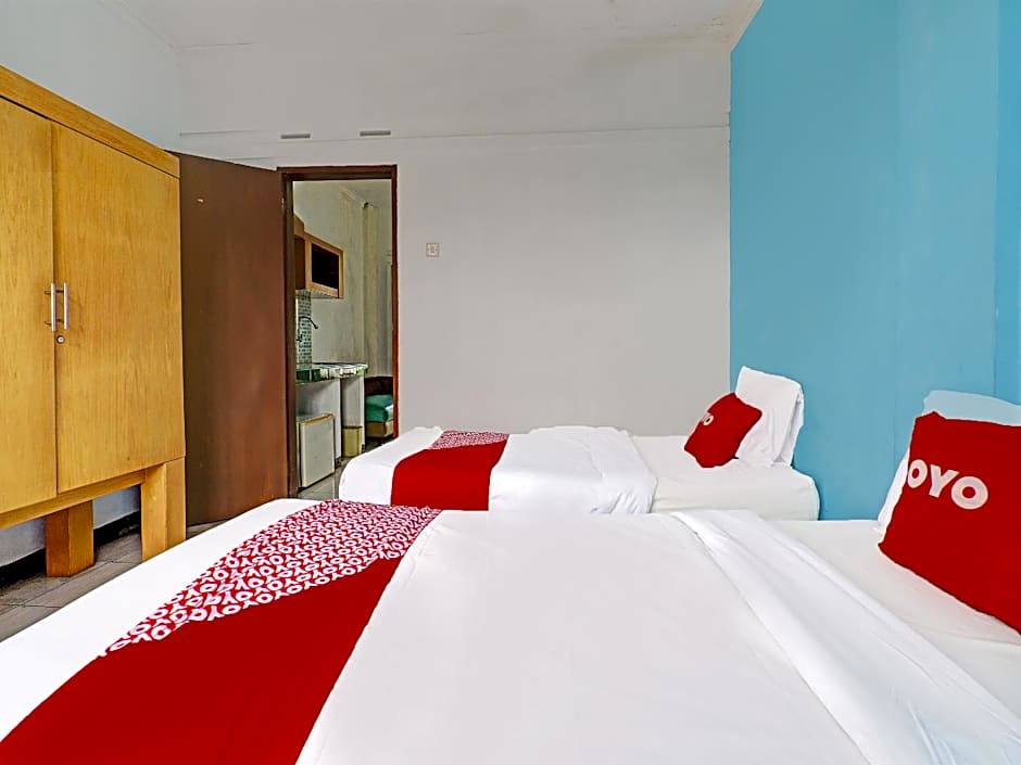 Super OYO Capital O 91810 Hotel Balebat 2