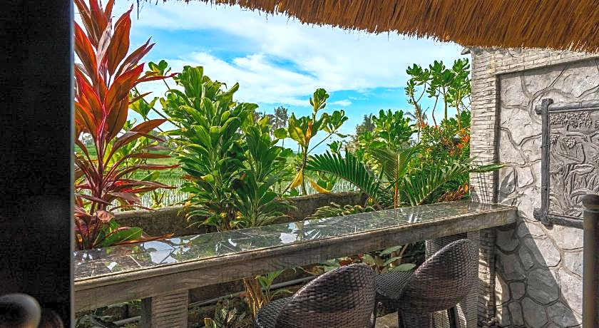 Most Exotic Beachfront Villa Keong