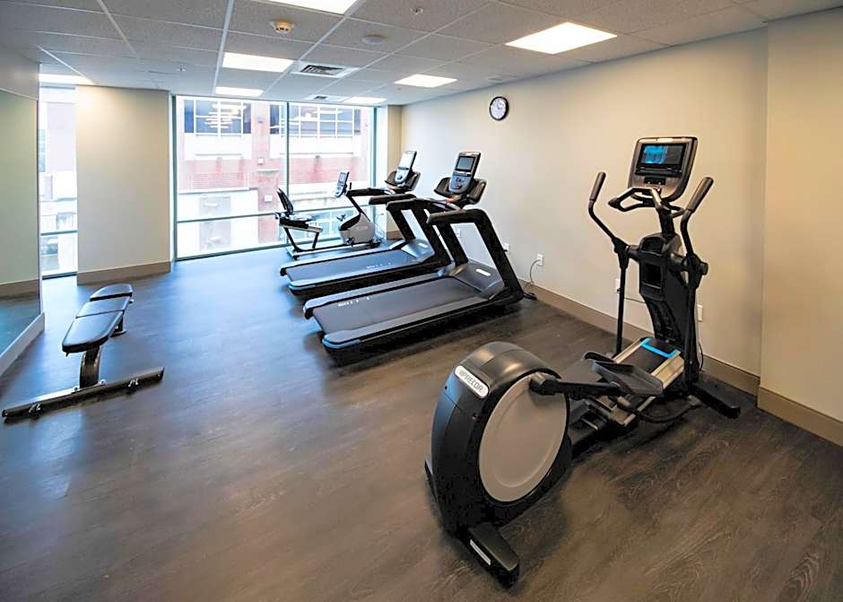 BLU-Tique, Akron, a Tribute Portfolio Hotel