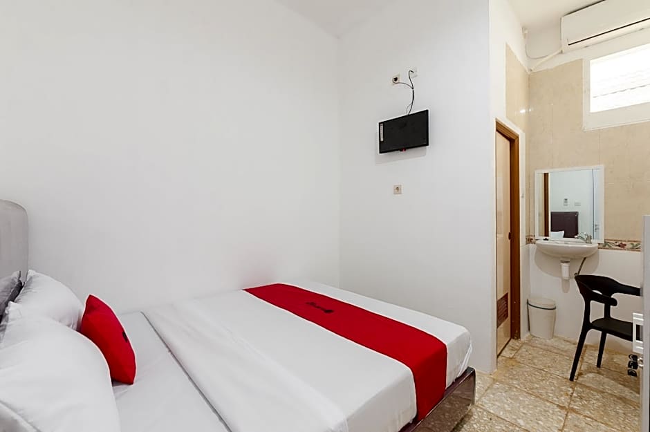 RedDoorz @ Kemang Dalam