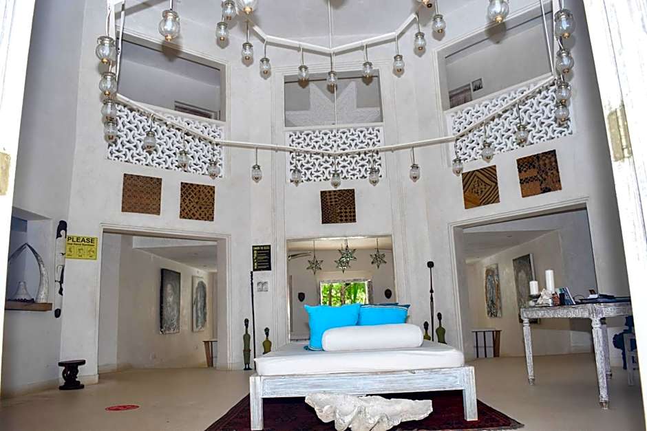 The Villa Luxury Suites Hotel
