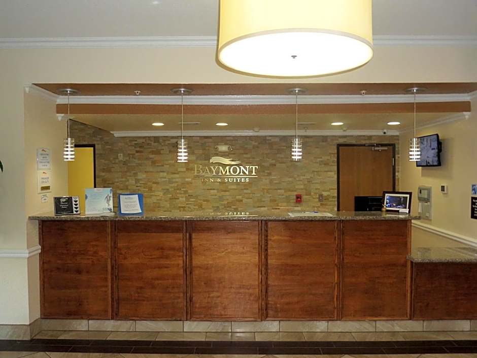 Baymont by Wyndham Pearsall