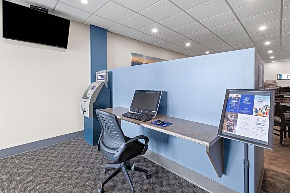 Howard Johnson by Wyndham Thunder Bay