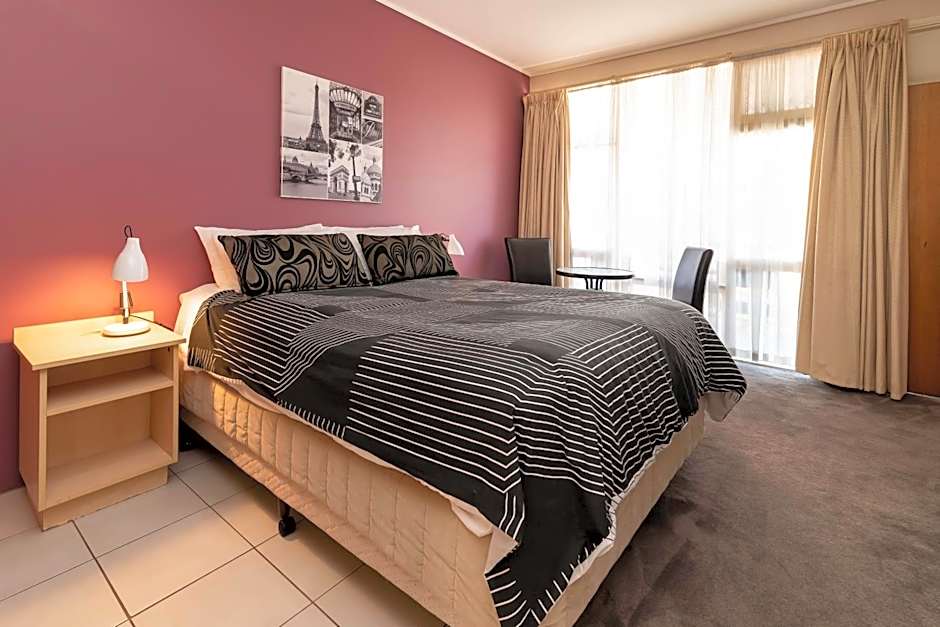 The Prince Mark Motor Inn