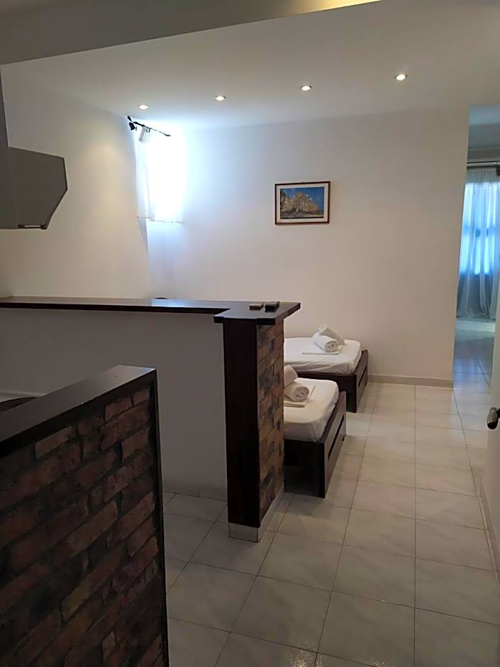 Hotel Apartments Giannis