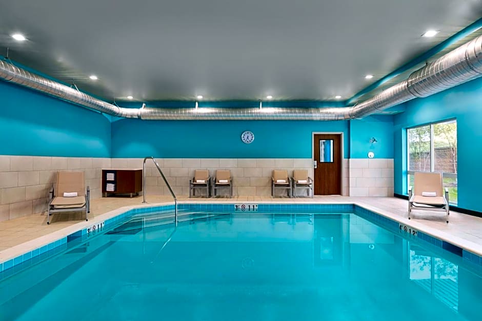 Holiday Inn Express & Suites Salisbury by IHG
