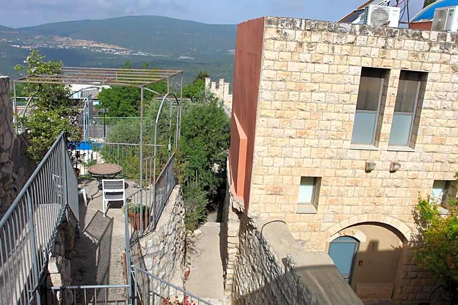Artists' Colony Inn Zefat