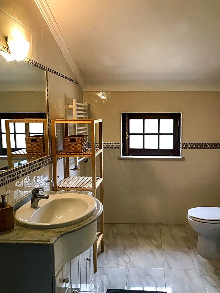 The Far End Surf House - Surf & Yoga Holidays