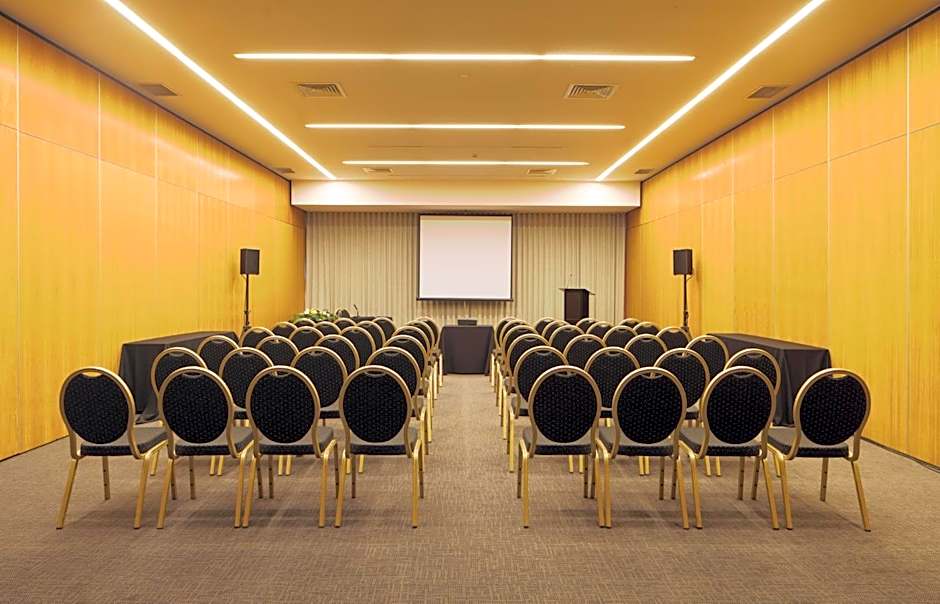 NH Coimbra Dona Ines