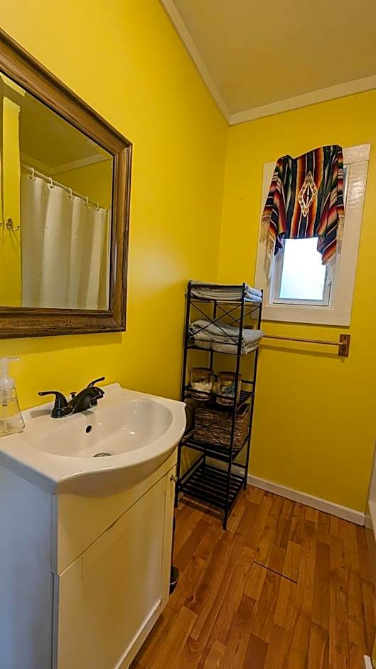 Bon Paul & Sharky's Hostel