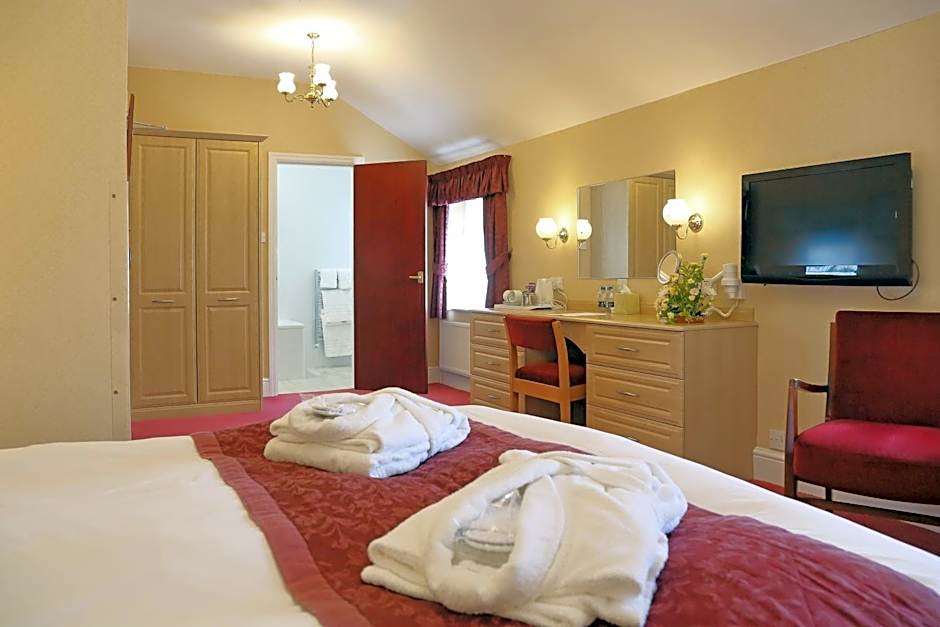 Saxonville Hotel