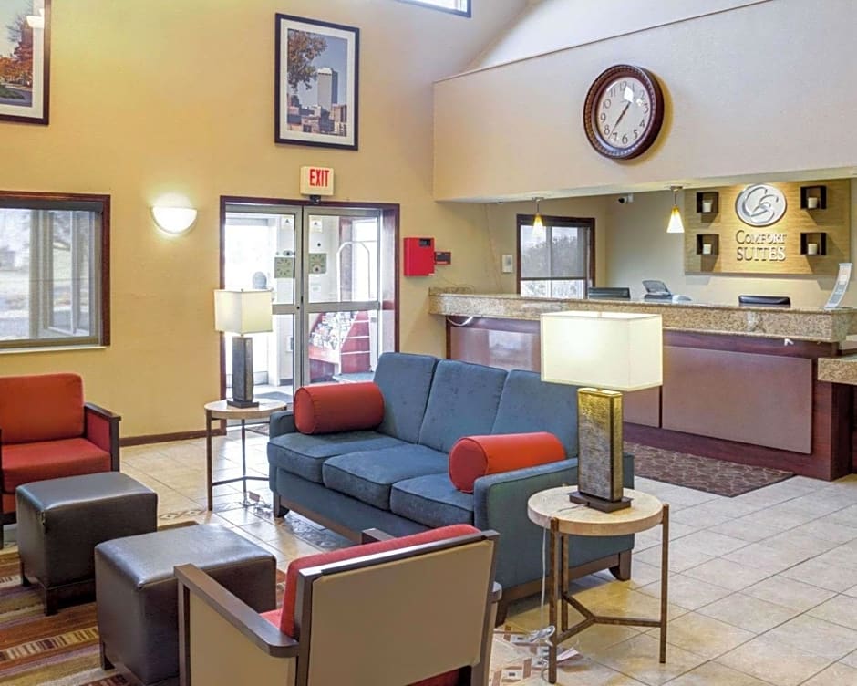 Comfort Suites Omaha