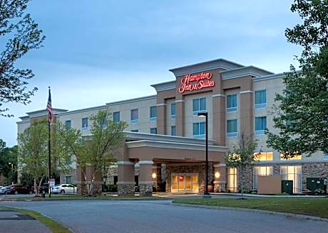 Hampton Inn By Hilton & Suites Westford-Chelmsford