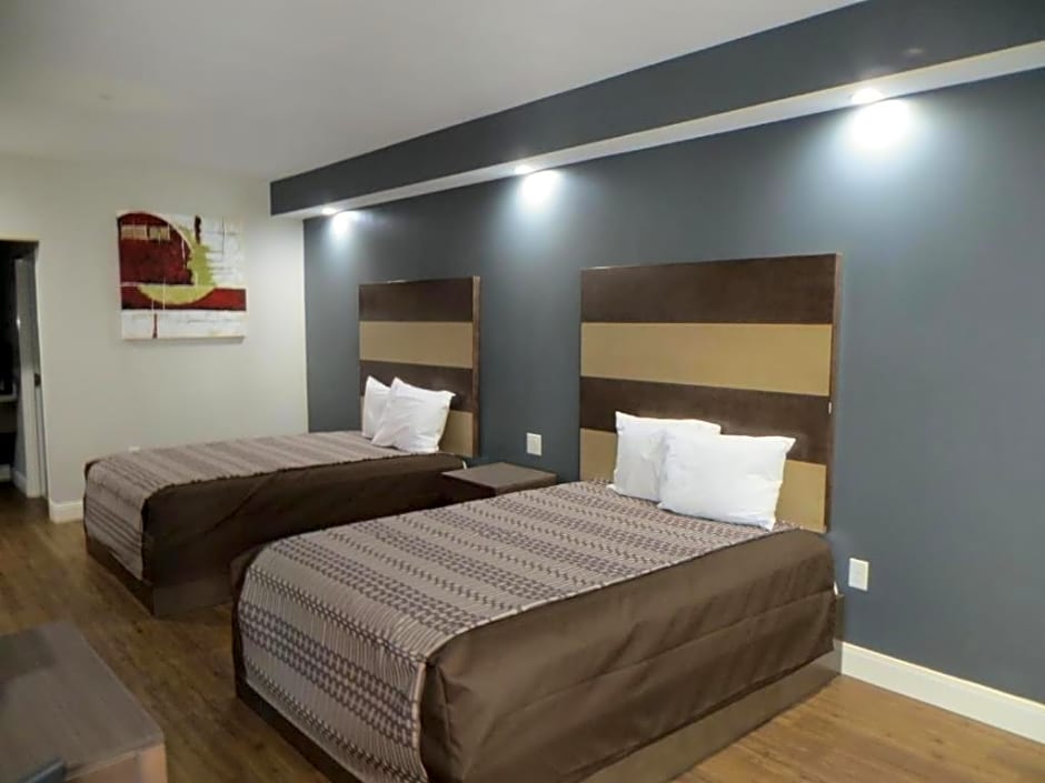 Grand Villa Inn & Suites Westchase