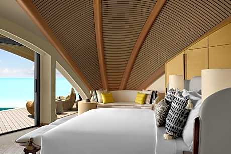 One-Bedroom Water King Villa with Private Pool and Sea View