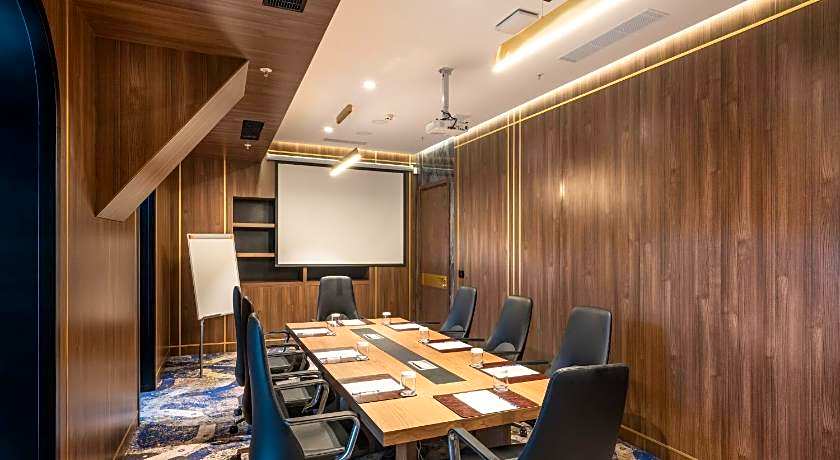 Intercontinental Baku Hotel By IHG