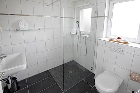Double or Twin Room - Disability Access