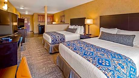 Suite with Two Queen Beds and Communication Assistance