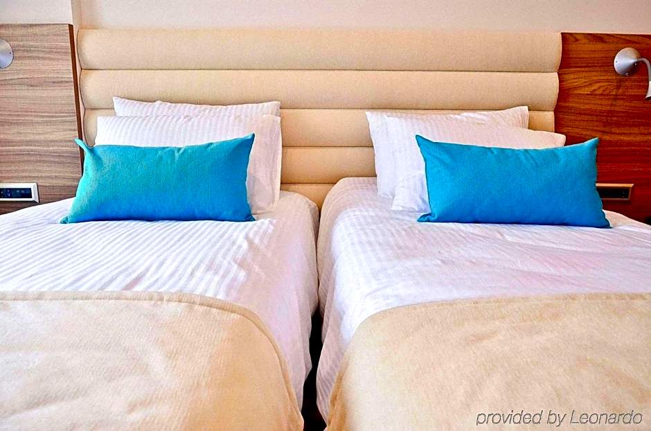 Hotel Capitolina City Chic