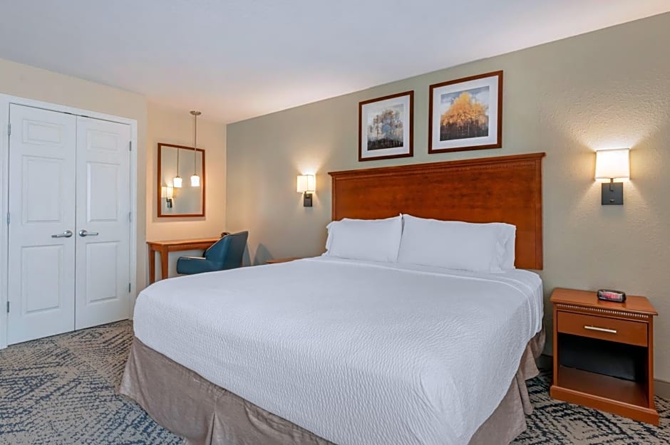 Candlewood Suites Indianapolis East By IHG