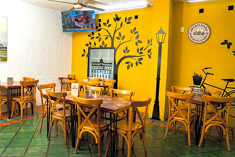 Hotel Arboledas Expo