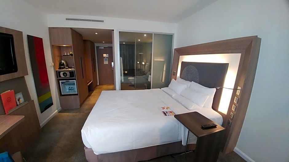 Novotel London Heathrow Airport T1 T2 and T3