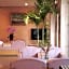 Crown Hotel Okinawa