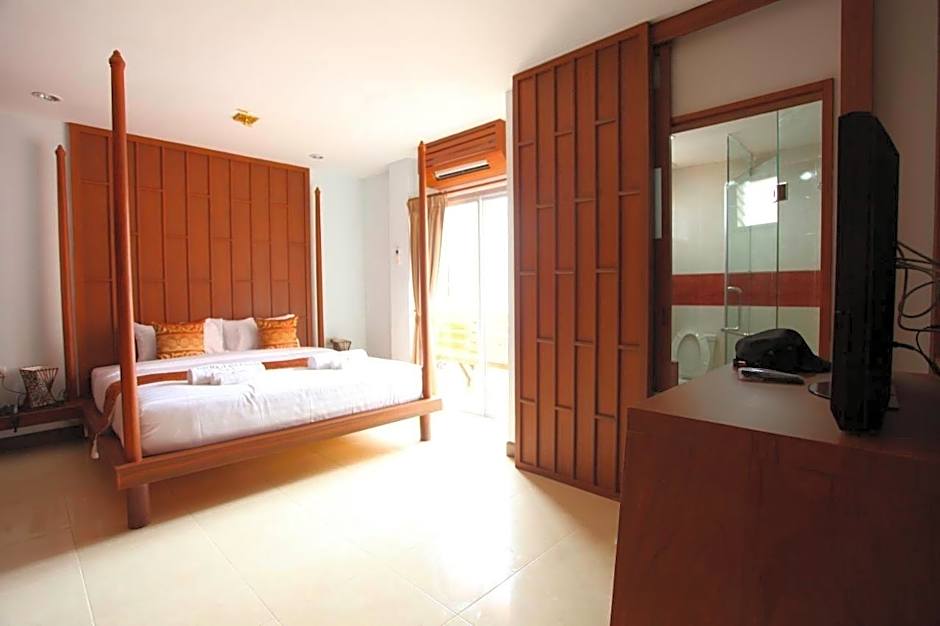 Lotus Hotel Patong
