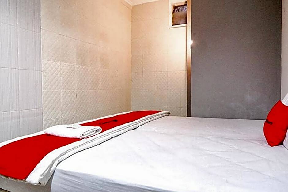 RedDoorz @ Citraland Surabaya