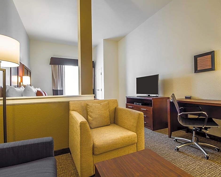 Comfort Suites Woodland - Sacramento Airport