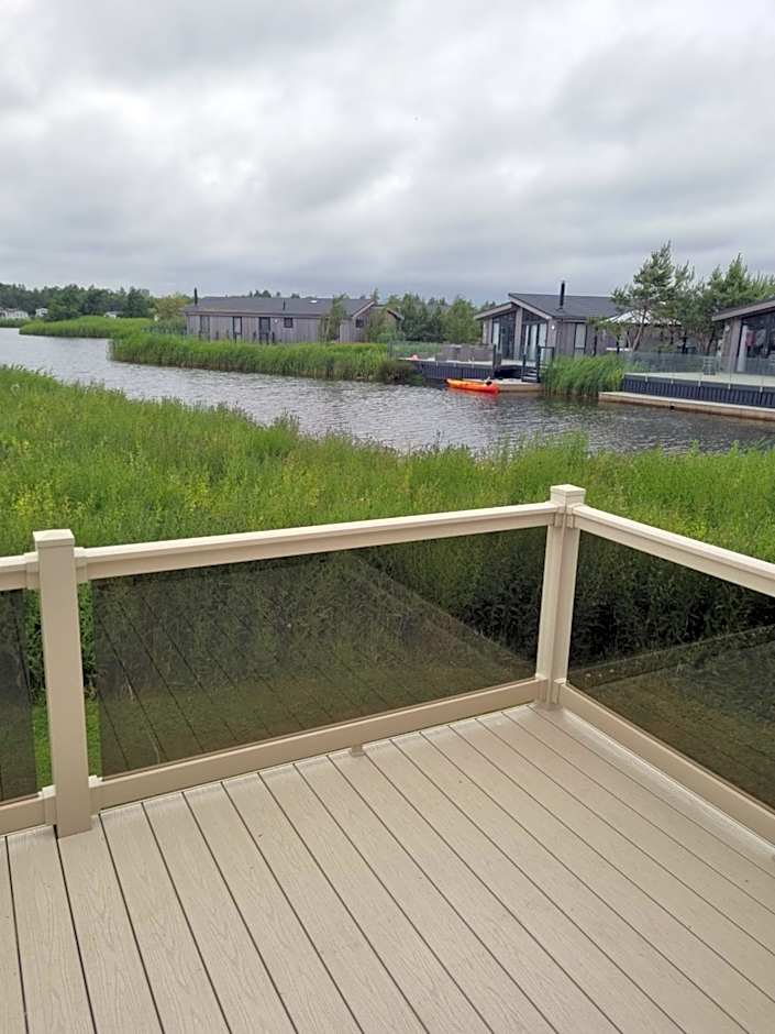 Pemberton Arrondale Lodge, Lakeside View (Haven Lakeland)