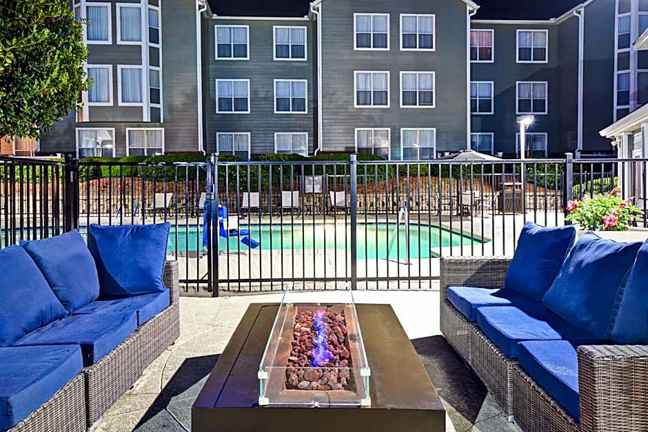 Homewood Suites by Hilton Atlanta-Galleria/Cumberland – Atlanta, GA