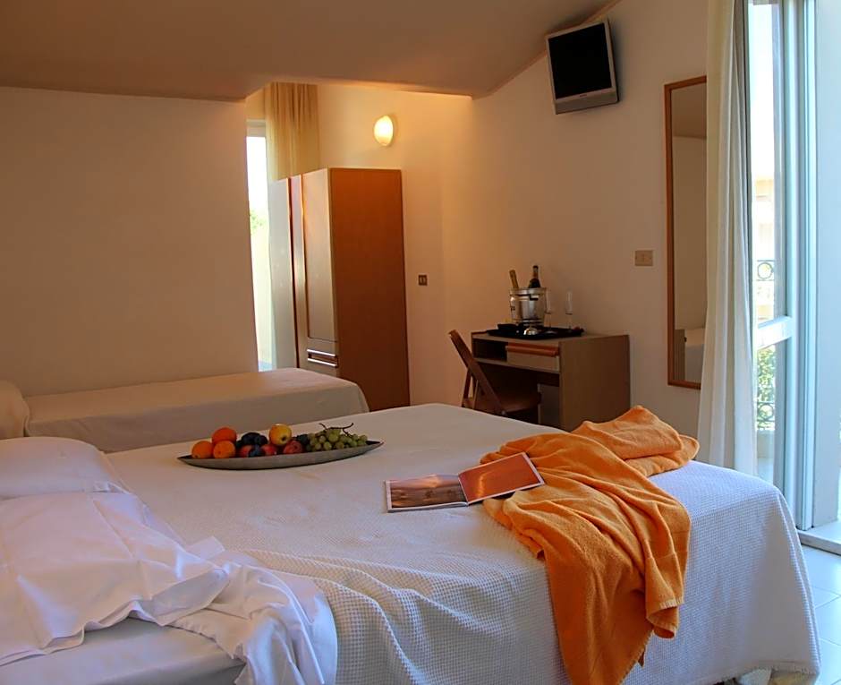 Hotel Antares