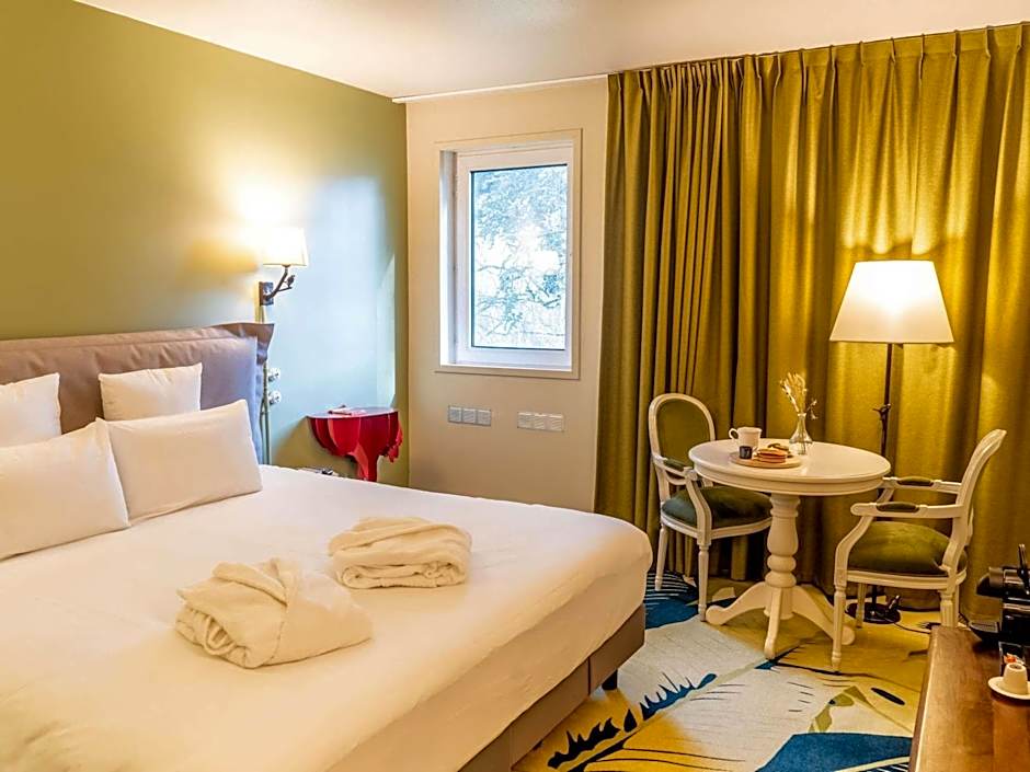Mercure Demeure De Campagne Parc Du Coudray