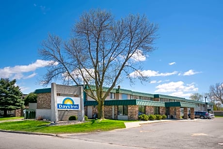 Days Inn by Wyndham Mason City